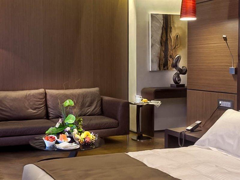 เบิร์ก ลักซ์เชอรี่ โฮเต็ล Hotel โรม ภายนอก รูปภาพ