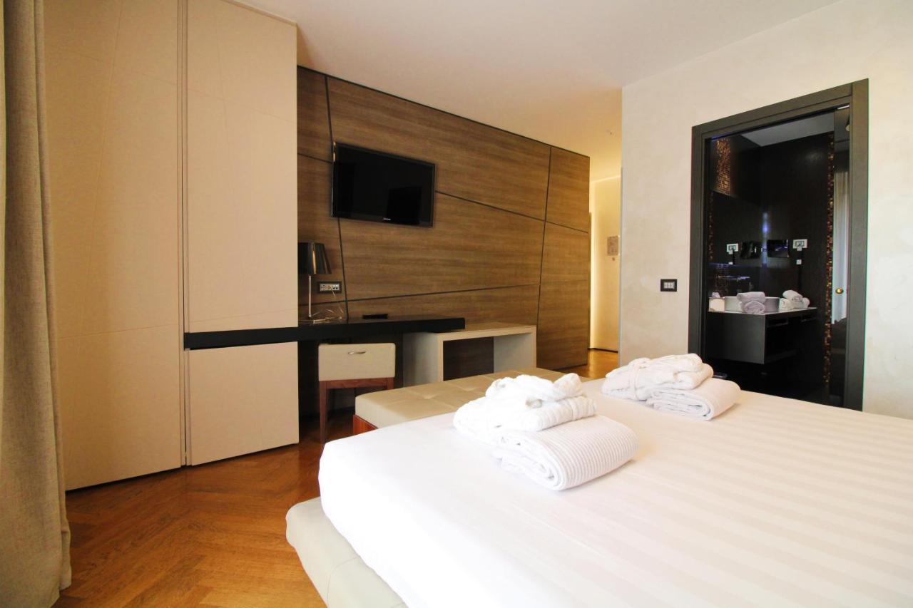 เบิร์ก ลักซ์เชอรี่ โฮเต็ล Hotel โรม ภายนอก รูปภาพ