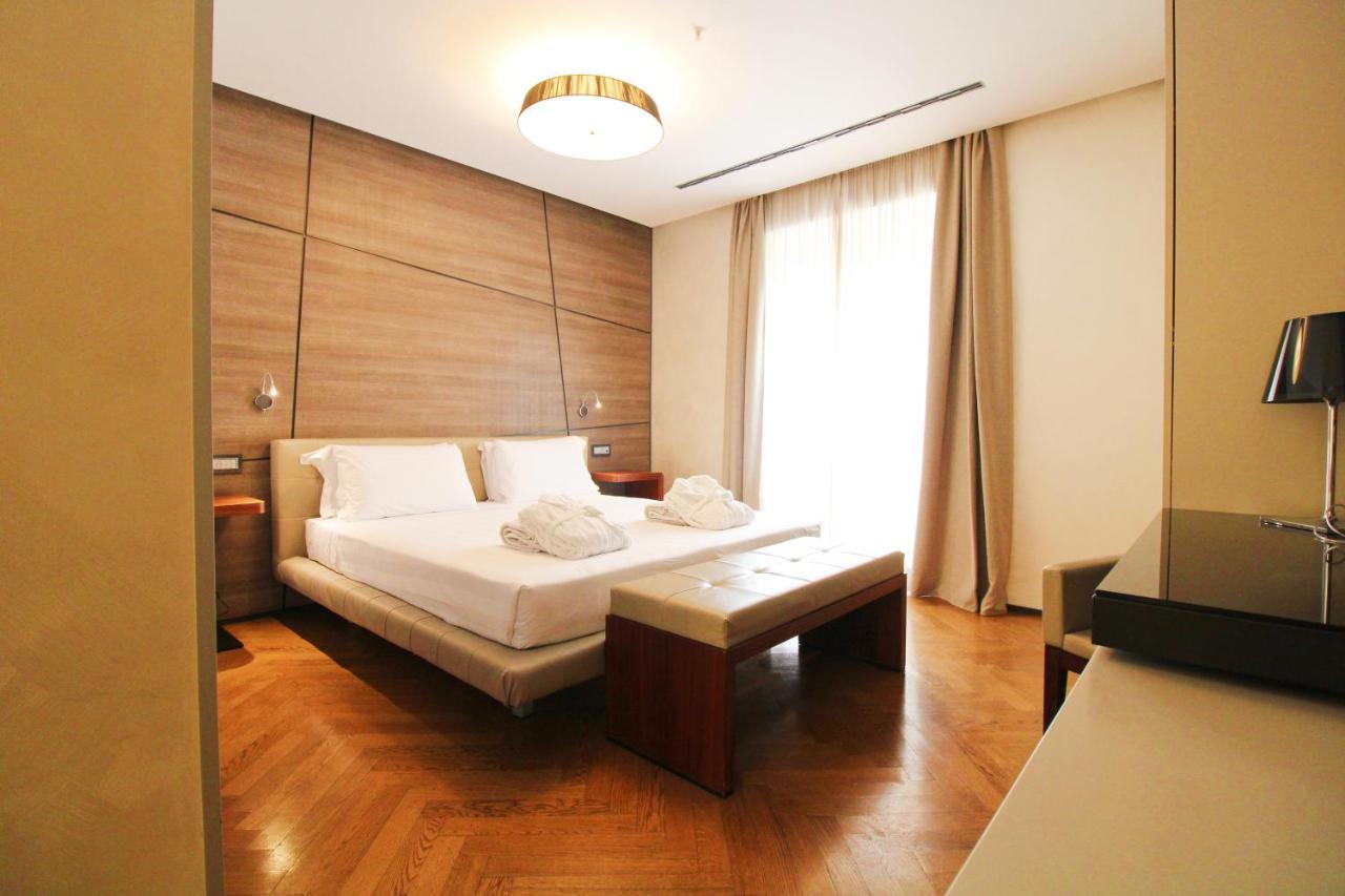 เบิร์ก ลักซ์เชอรี่ โฮเต็ล Hotel โรม ภายนอก รูปภาพ